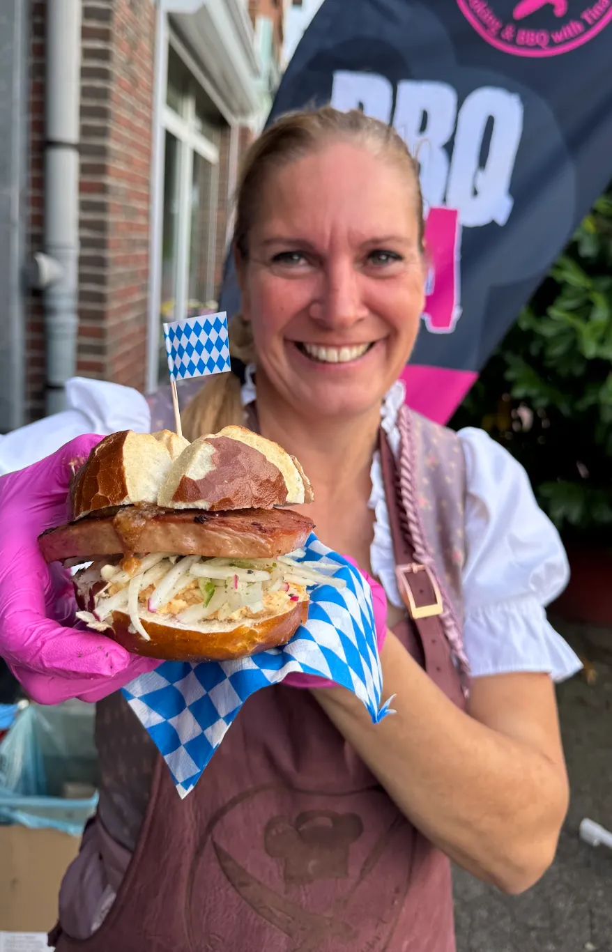 Portrait von Tina
